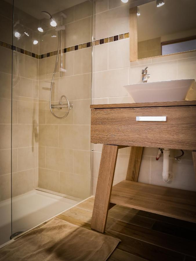 Le Bois De Laval Bed and Breakfast Marey-les-Fussey Buitenkant foto
